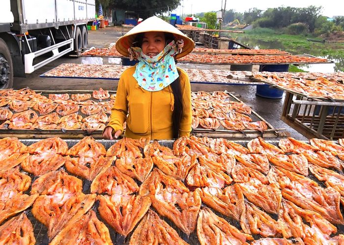Đặc sản miền Tây hút hàng dịp tết