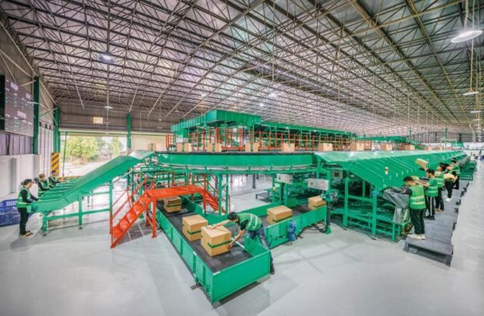 Thực hư chuyện Giao hàng tiết kiệm ‘vỡ trận’, nhân viên đình công, đơn vị nào vận chuyển nhanh nhất?