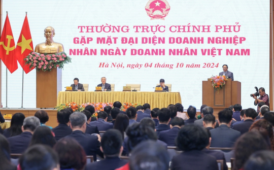 Thường trực Chính phủ gặp mặt các đại diện doanh nghiệp nhân ngày Doanh nhân Việt Nam