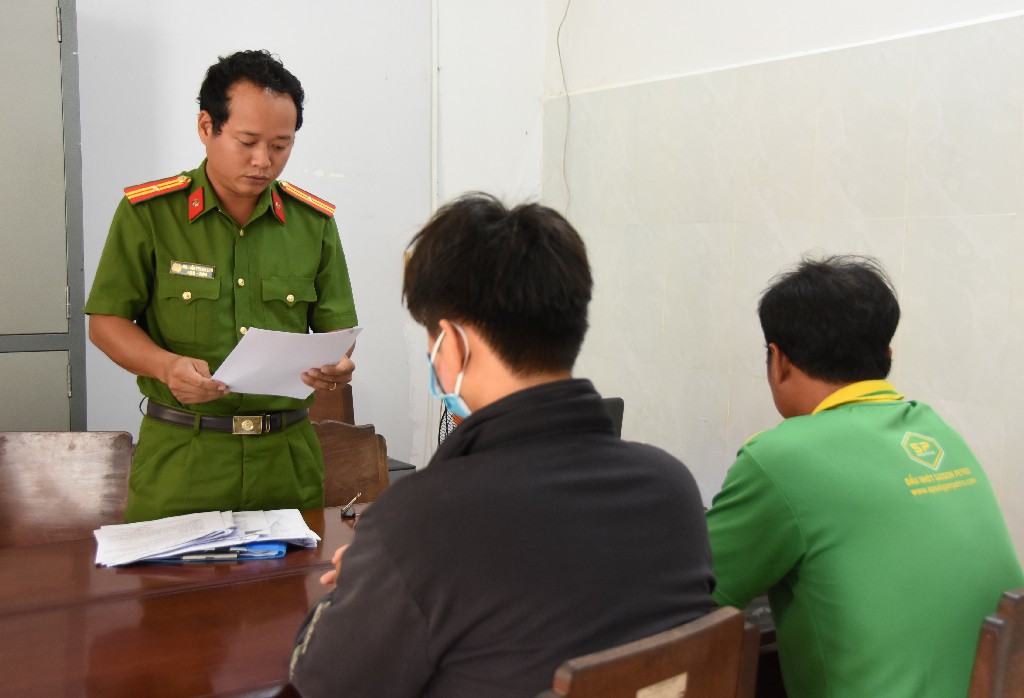 Giao xe máy cho người chưa đủ tuổi, một phụ huynh ở Tiền Giang bị khởi tố- Ảnh 1. Giao xe máy cho người chưa đủ tuổi, một phụ huynh ở Tiền Giang bị khởi tố- Ảnh 1.