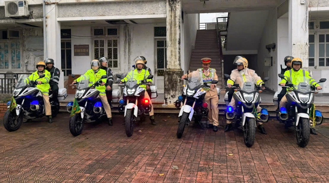 CSGT sẽ tuần tra xuyên Tết bằng mô tô trên cao tốc Pháp Vân - quốc lộ 45- Ảnh 1. CSGT sẽ tuần tra xuyên Tết bằng mô tô trên cao tốc Pháp Vân - quốc lộ 45- Ảnh 1.