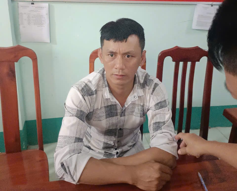 Khởi tố đối tượng đánh người đàn ông dập não dẫn đến tử vong sau va quệt xe máy- Ảnh 1. Khởi tố đối tượng đánh người đàn ông dập não dẫn đến tử vong sau va quệt xe máy- Ảnh 1.