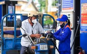 Yêu cầu đảm bảo nguồn cung ứng xăng dầu trong dịp nghỉ Lễ 30/4-1/5